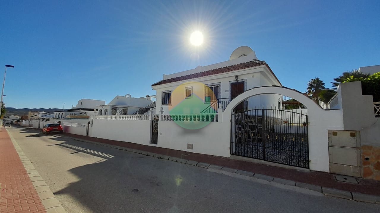 3 chambre Villa/Maison à vendre à Camposol avec piscine - 159 000 € (Ref: 9383743)