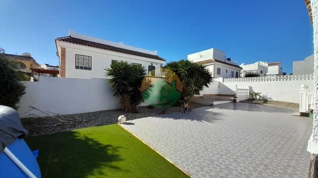 3 soveværelse Villa til salg i Camposol, Mazarrón med swimmingpool - € 159.000 (Ref: 9383743)
