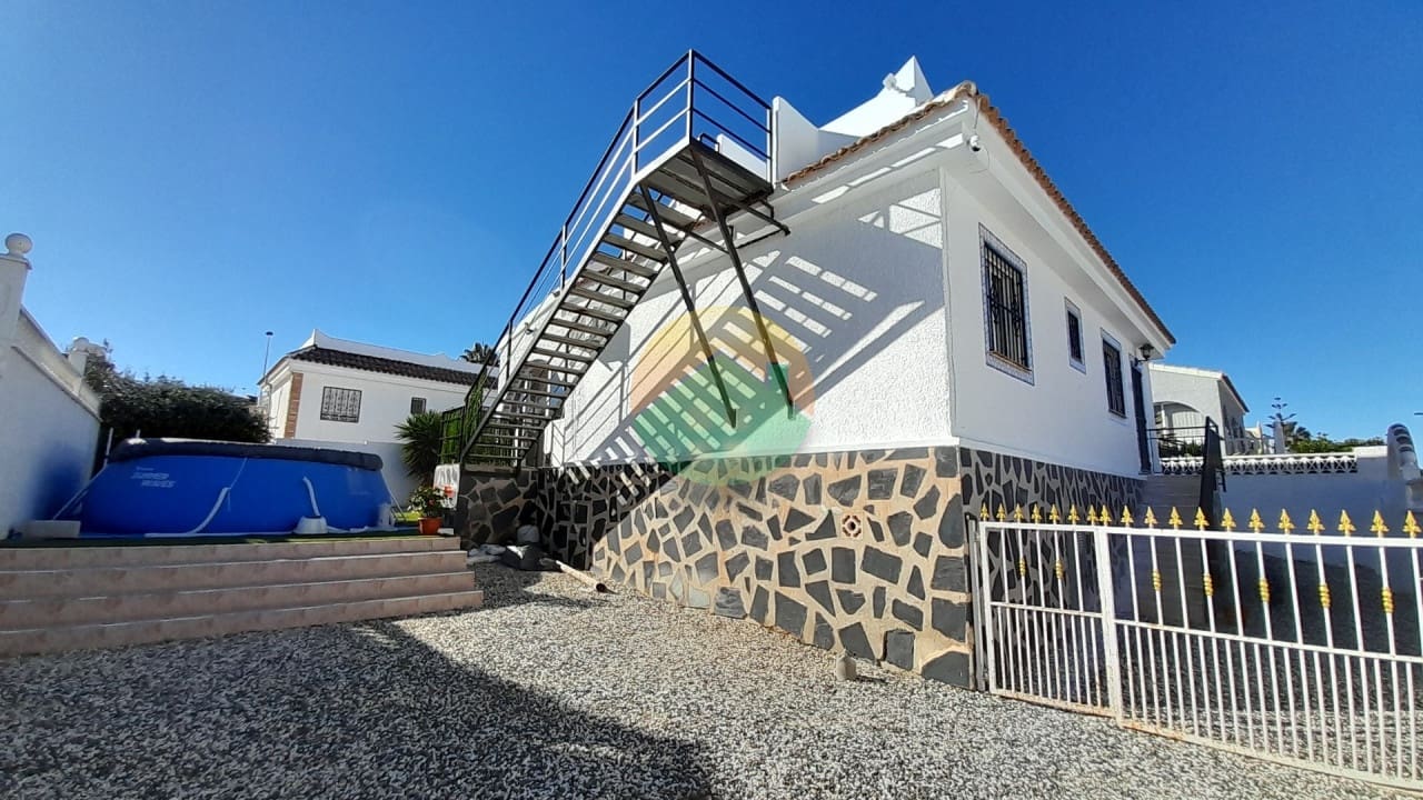 3 chambre Villa/Maison à vendre à Camposol avec piscine - 159 000 € (Ref: 9383743)