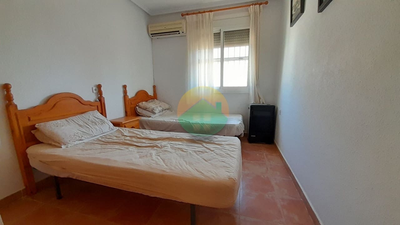 3 sypialnia Willa na sprzedaż w Camposol z basenem garażem - 189 995 € (Ref: 9399758)