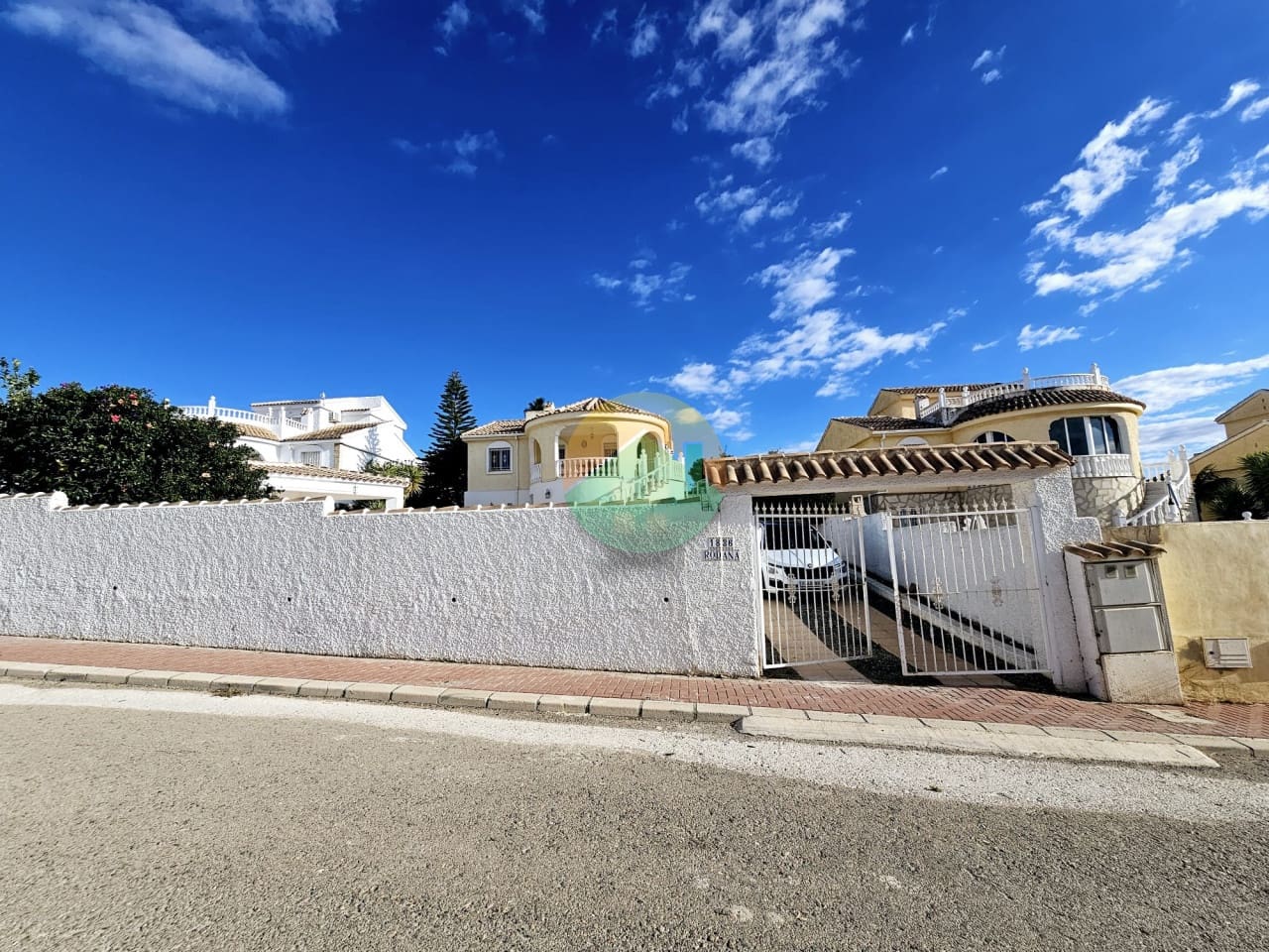 4 chambre Villa/Maison à vendre à Camposol avec piscine - 239 995 € (Ref: 9401729)