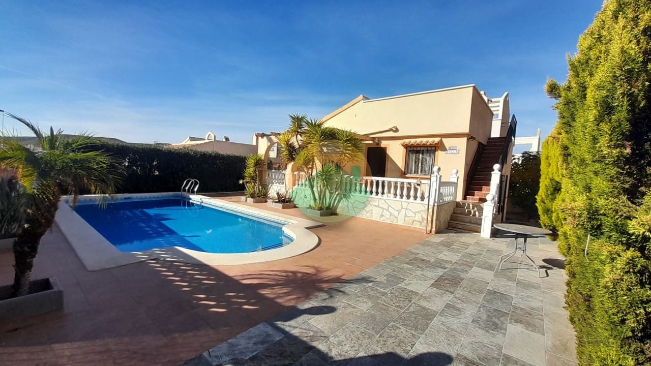 2 bedroom Villa for sale in Camposol with pool - € 189,995 (Ref: 9444879)