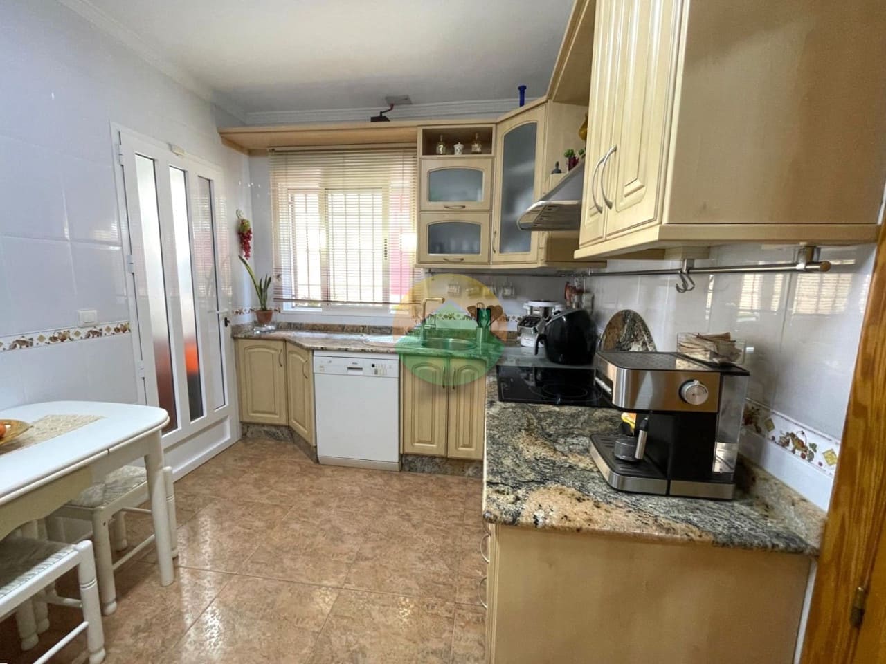 3 soverom Kjedet enebolig til salgs i Puerto de Mazarron med garasje - € 209 900 (Ref: 9447253)