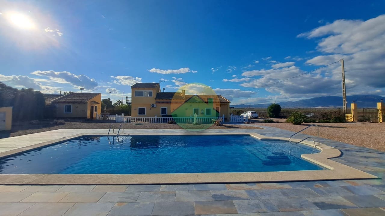 5 bedroom Finca/Country House for sale in Alhama de Murcia with pool - € 315,000 (Ref: 9481567)
