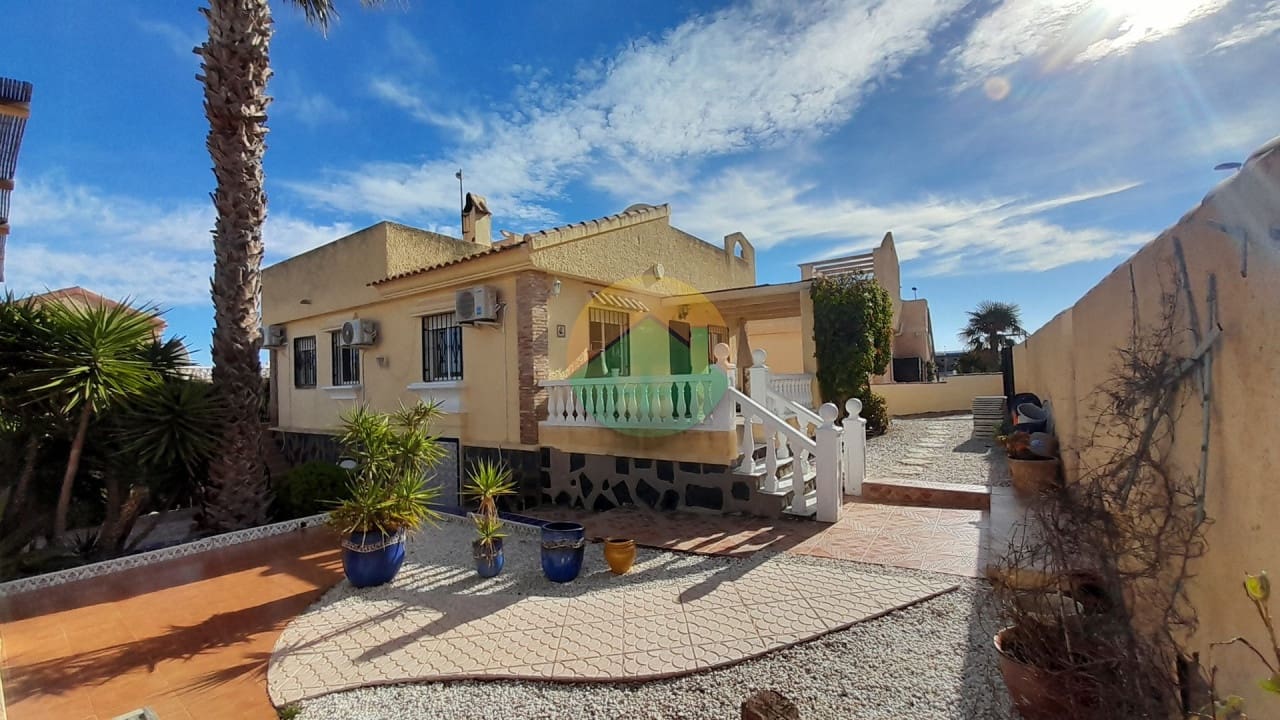 2 bedroom Villa for sale in Camposol - € 179,995 (Ref: 9491651)