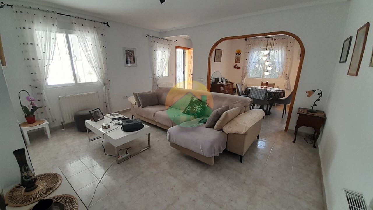 3 bedroom Villa for sale in Camposol with pool - € 295,000 (Ref: 9503367)
