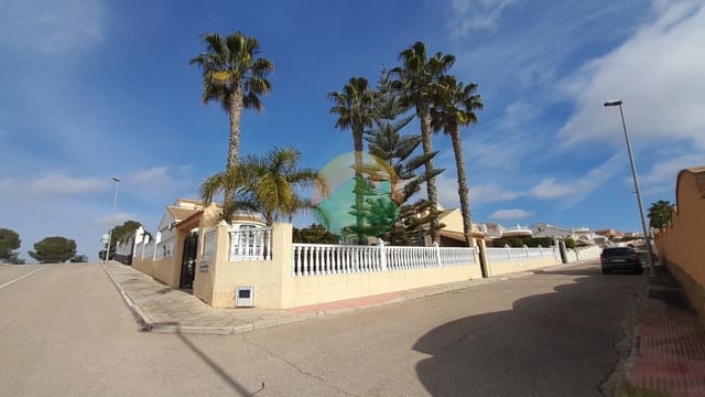 3 bedroom Villa for sale in Camposol, Mazarrón with pool - € 295,000 (Ref: 9503367)