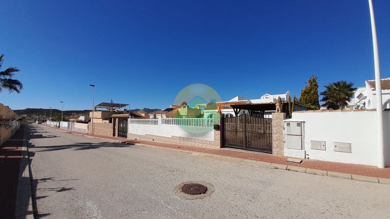 2 bedroom Villa for sale in Mazarron with pool - € 189,000 (Ref: 9528498)