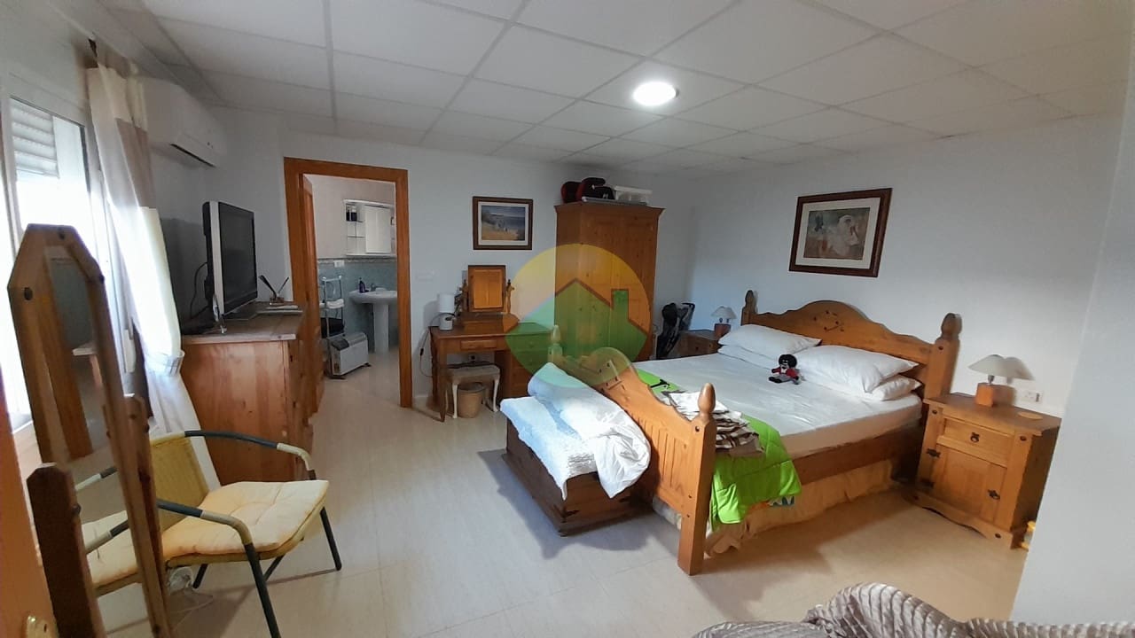 4 soverom Villa til salgs i Camposol med svømmebasseng garasje - € 339 995 (Ref: 9532415)