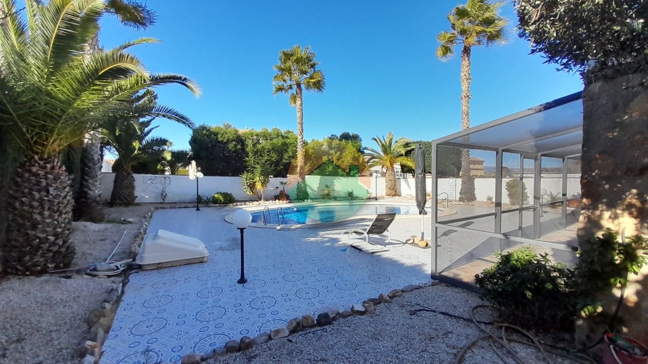 4 soverom Villa til salgs i Camposol med svømmebasseng garasje - € 339 995 (Ref: 9532415)