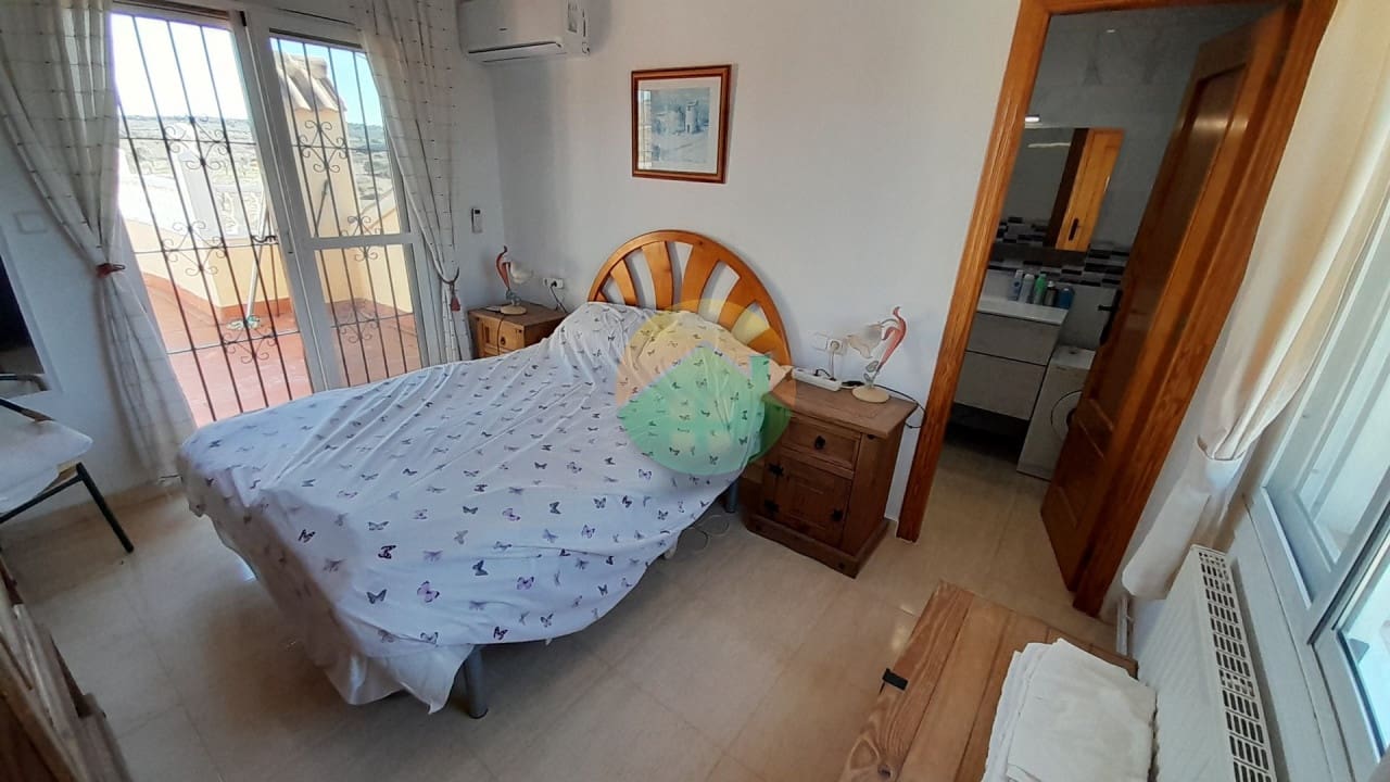 4 soverom Villa til salgs i Camposol med svømmebasseng garasje - € 339 995 (Ref: 9532415)