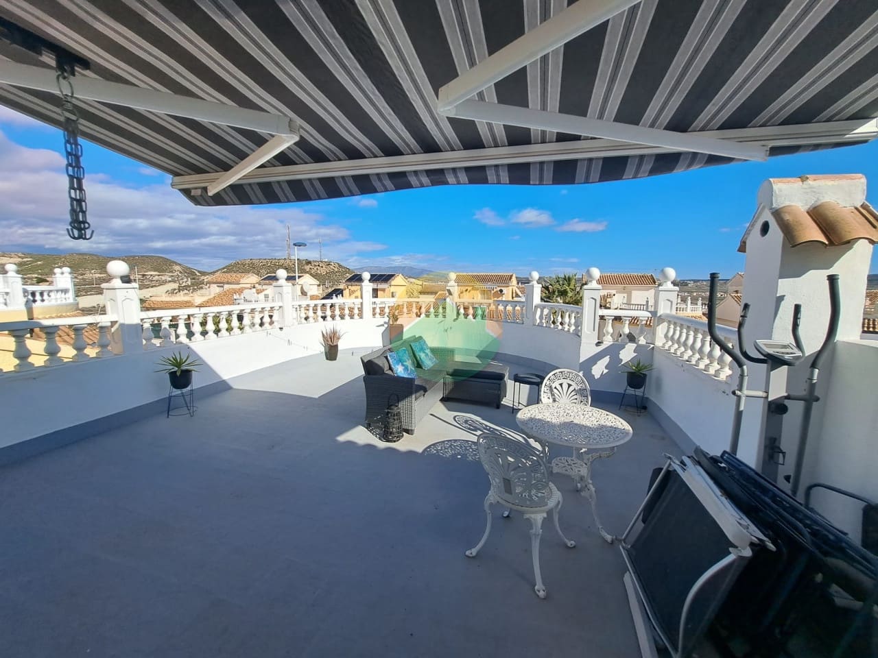 3 slaapkamer Villa te koop in Camposol met zwembad - € 194.500 (Ref: 9542252)