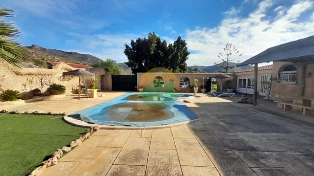 4 sypialnia Willa na sprzedaż w Mazarrón ciudad, Mazarrón z basenem garażem - 365 000 € (Ref: 9546941)