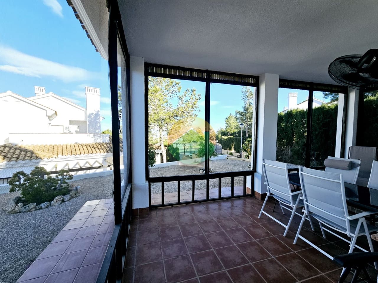 3 makuuhuone Paritalo myytävänä paikassa Las Palas mukana uima-altaan - 299 900 € (Ref: 9547101)