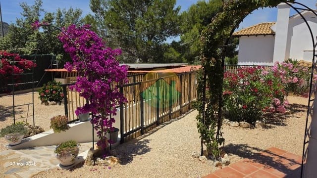 3 chambre Villa/Maison Semi-Mitoyenne à vendre à Las Palas, Fuente Alamo de Murcia avec piscine garage - 285 000 € (Ref: 9547101)