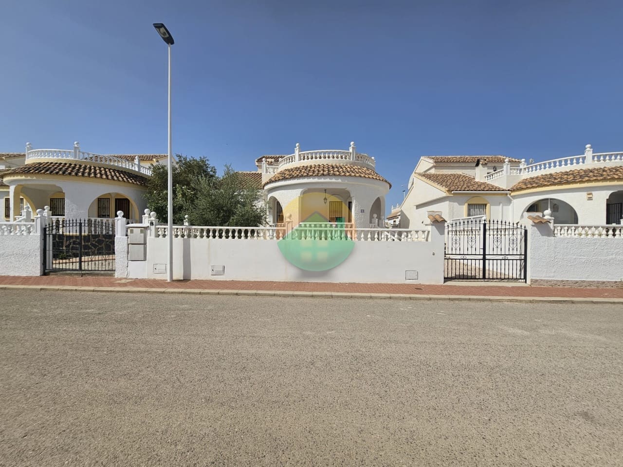 Chalet de 3 habitaciones en Camposol en venta con piscina - 170.000 € (Ref: 9548921)