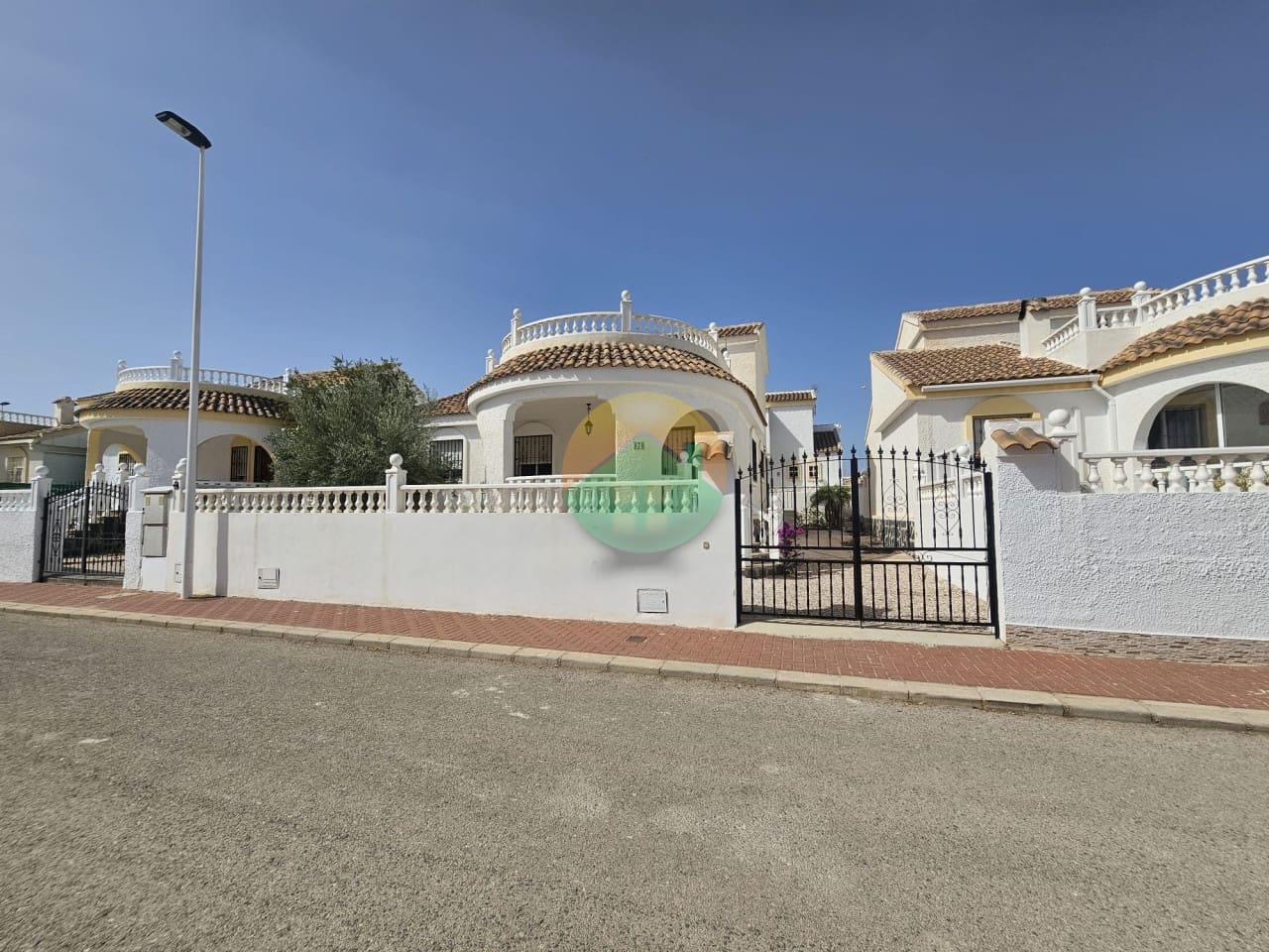 Chalet de 3 habitaciones en Camposol en venta con piscina - 170.000 € (Ref: 9548921)