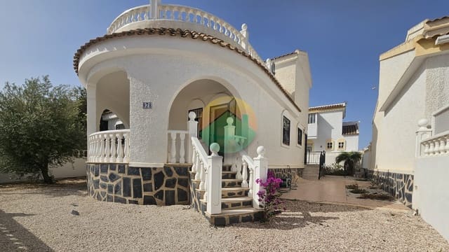 Chalet de 3 habitaciones en Camposol, Mazarrón en venta con piscina - 170.000 € (Ref: 9548921)