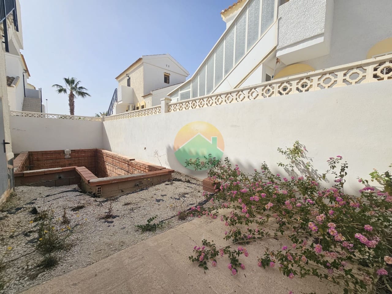 Chalet de 3 habitaciones en Camposol en venta con piscina - 170.000 € (Ref: 9548921)