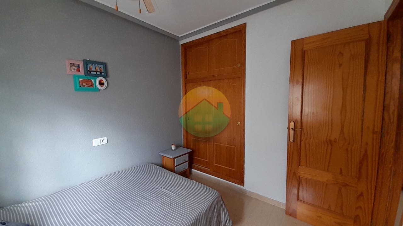 2 slaapkamer Halfvrijstaande villa te koop in Camposol - € 89.995 (Ref: 9551954)