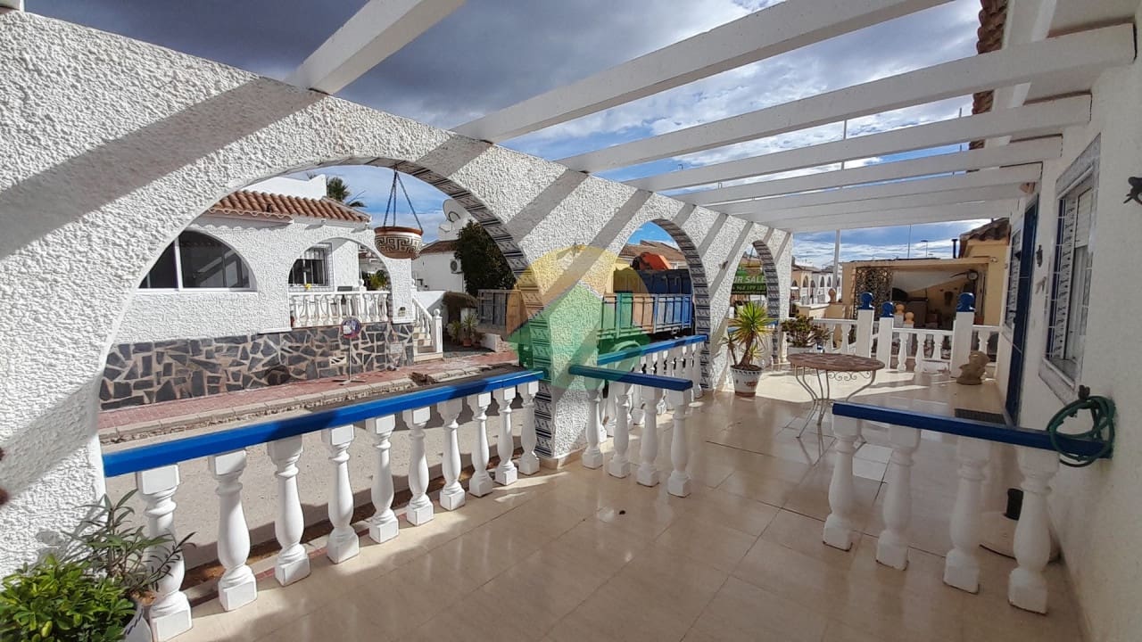 2 slaapkamer Halfvrijstaande villa te koop in Camposol - € 89.995 (Ref: 9551954)