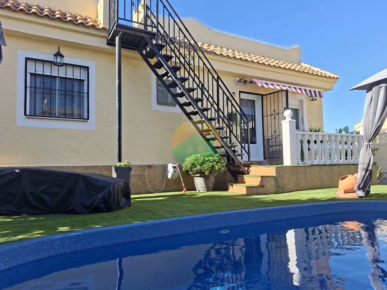 2 bedroom Villa for sale in Camposol with pool - € 179,995 (Ref: 9592058)