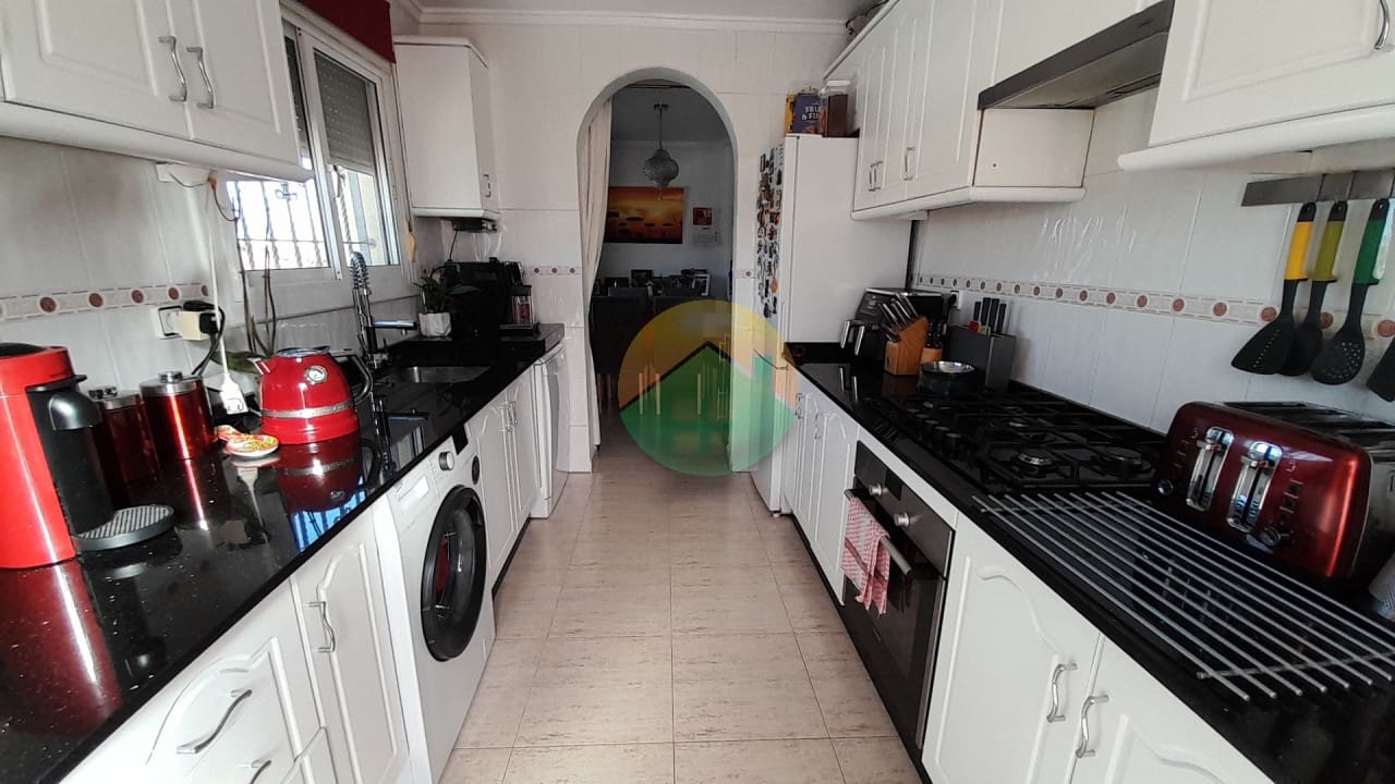 3 soveværelse Villa til salg i Camposol med swimmingpool - € 299.995 (Ref: 9596842)