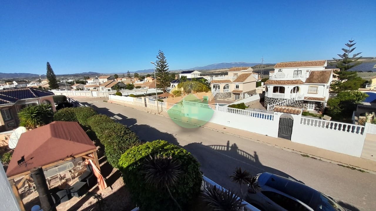 3 soveværelse Villa til salg i Camposol med swimmingpool - € 299.995 (Ref: 9596842)