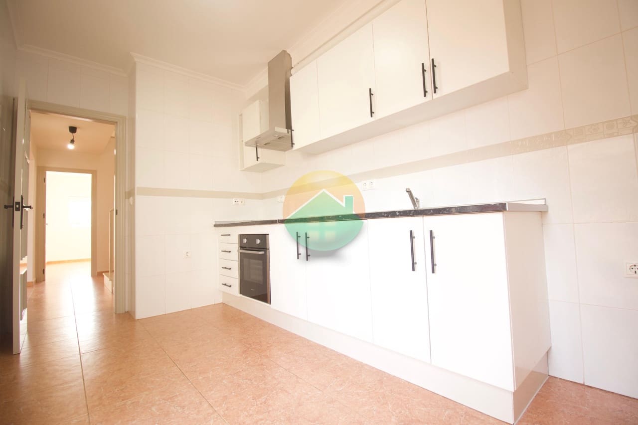 3 Zimmer Doppelhaus zu verkaufen in La Pinilla - 149.995 € (Ref: 9598180)