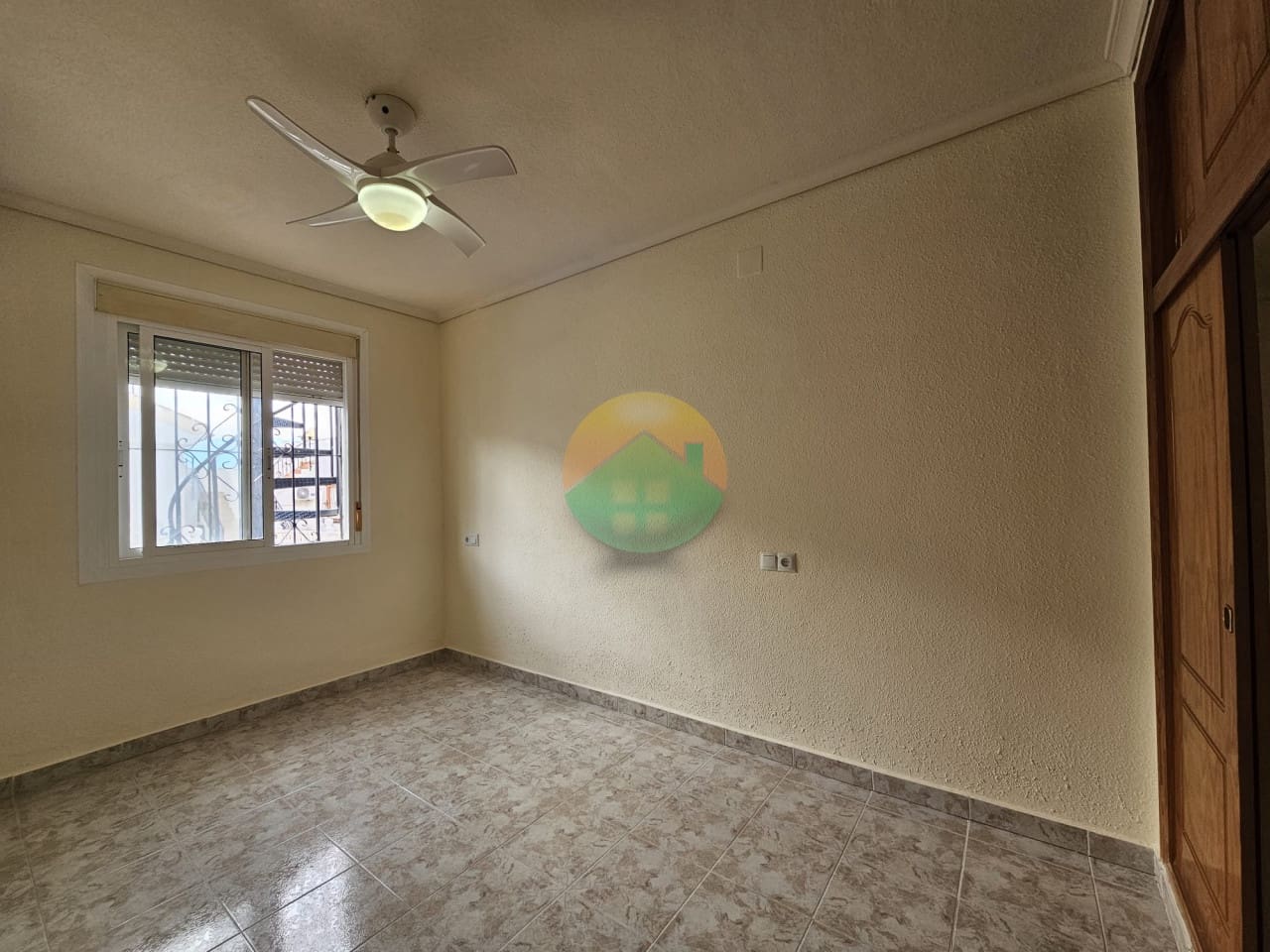 1 soveværelse Rækkehus til salg i Camposol med swimmingpool - € 72.000 (Ref: 9603571)