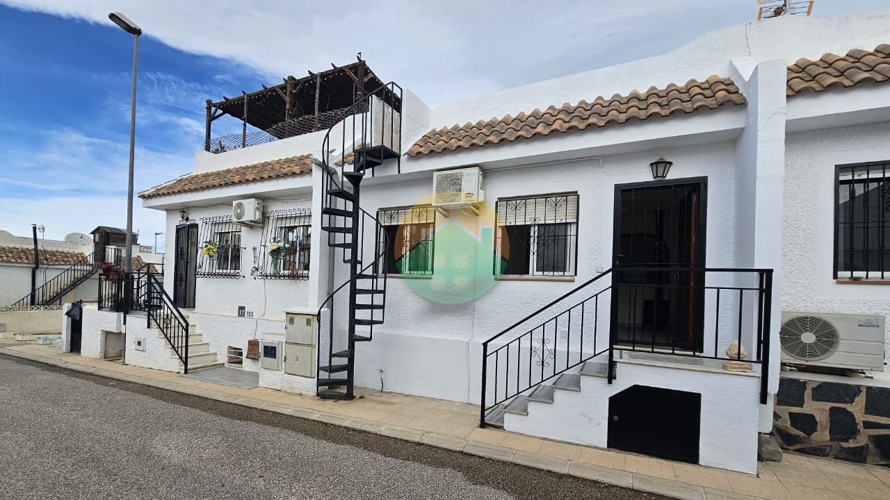 1 soveværelse Rækkehus til salg i Camposol med swimmingpool - € 72.000 (Ref: 9603571)