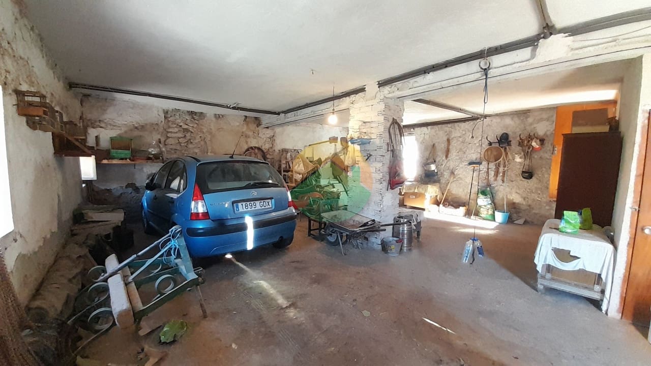3 soveværelse Rækkehus til salg i Caravaca de la Cruz med garage - € 65.000 (Ref: 9622662)