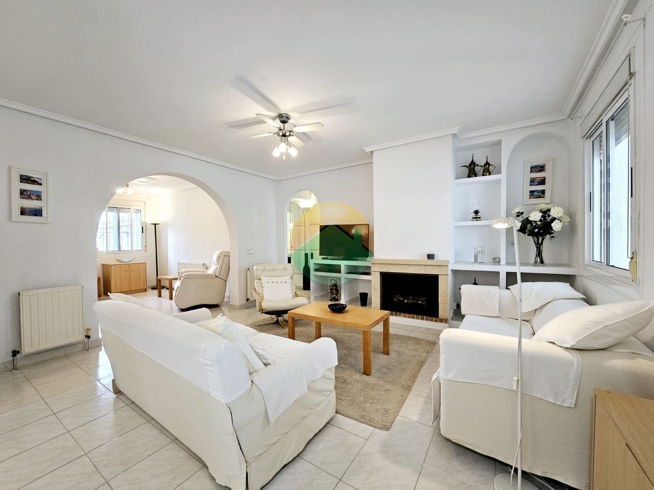 2 soveværelse Villa til salg i Camposol med swimmingpool garage - € 319.995 (Ref: 9665281)