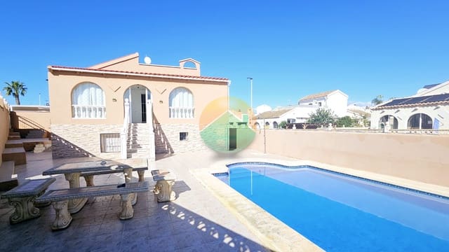 Chalet de 5 habitaciones en Camposol, Mazarrón en venta con piscina - 229.995 € (Ref: 9665366)
