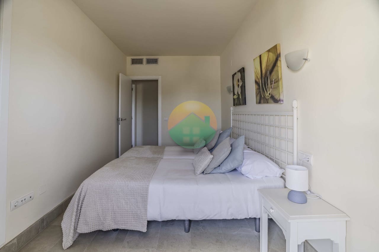 2 Zimmer Apartment zu verkaufen in Puerto del Rey mit Pool Garage - 160.000 € (Ref: 9669313)