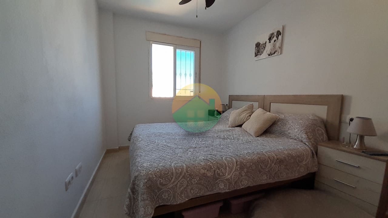 2 slaapkamer Halfvrijstaande villa te koop in Camposol met zwembad - € 149.995 (Ref: 9685555)