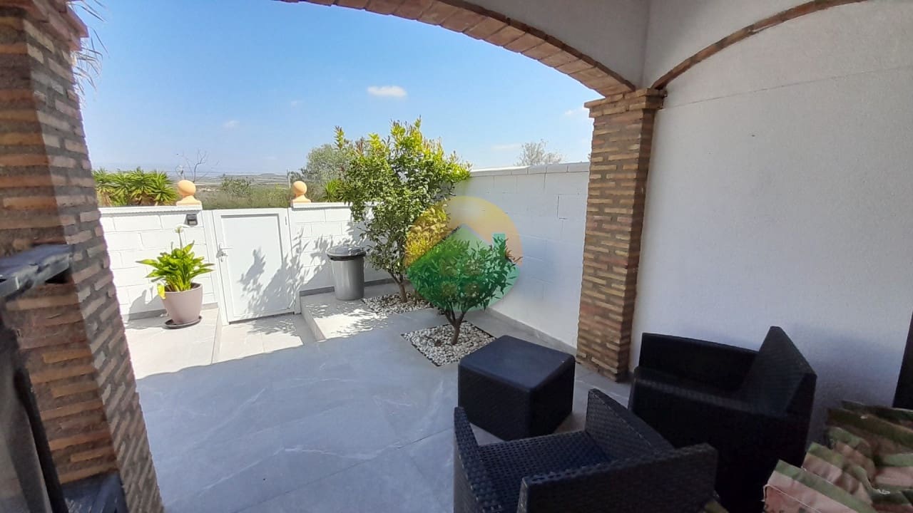 2 bedroom Semi-detached Villa for sale in Camposol with pool - € 134,995 (Ref: 9709048)