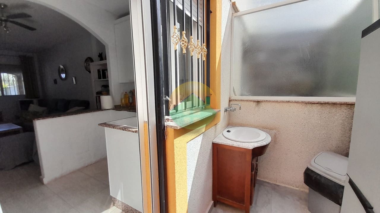 2 bedroom Semi-detached Villa for sale in Camposol with pool - € 134,995 (Ref: 9709048)