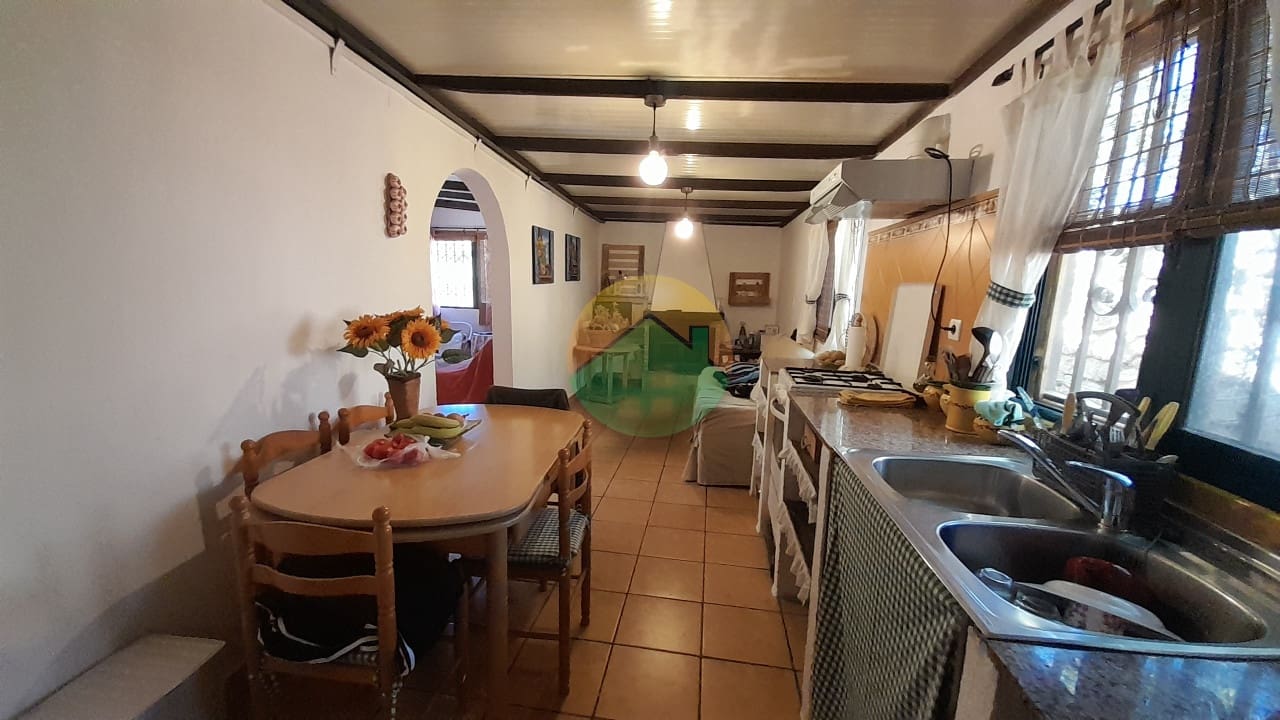 2 bedroom Finca/Country House for sale in Pastrana with pool - € 135,000 (Ref: 9720801)