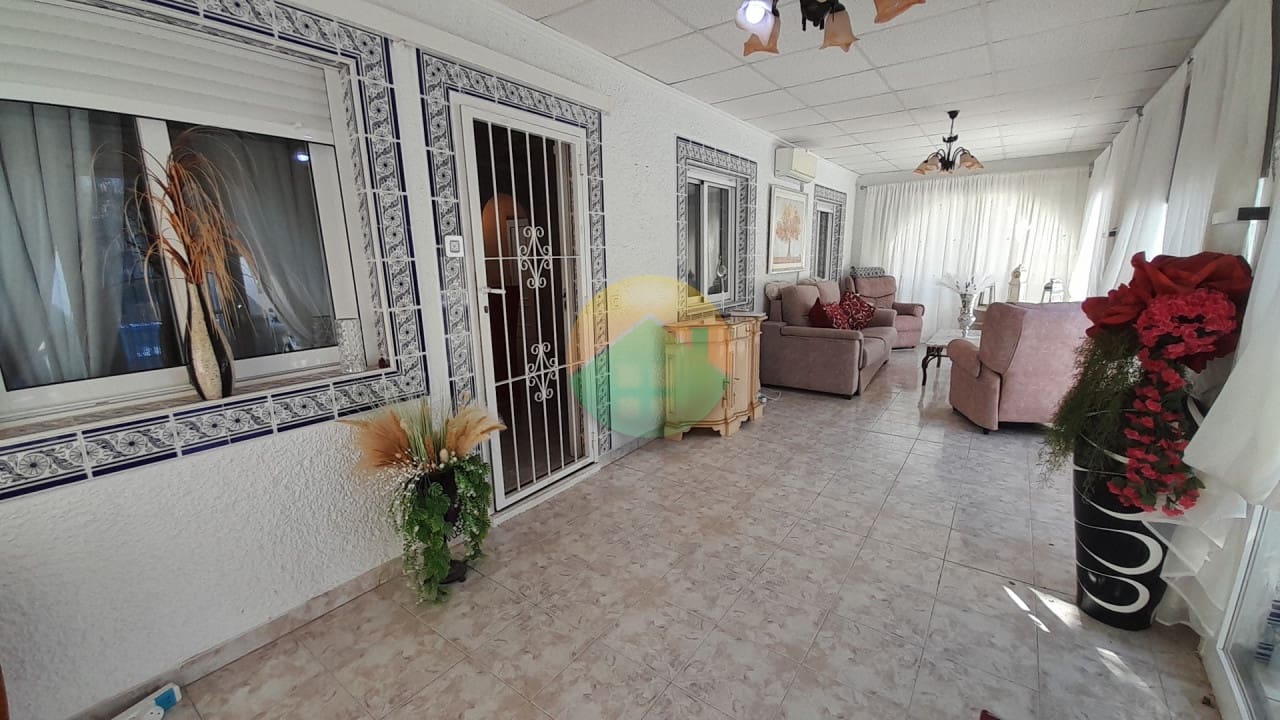 3 Zimmer Villa zu verkaufen in Camposol mit Pool - 199.500 € (Ref: 9733583)