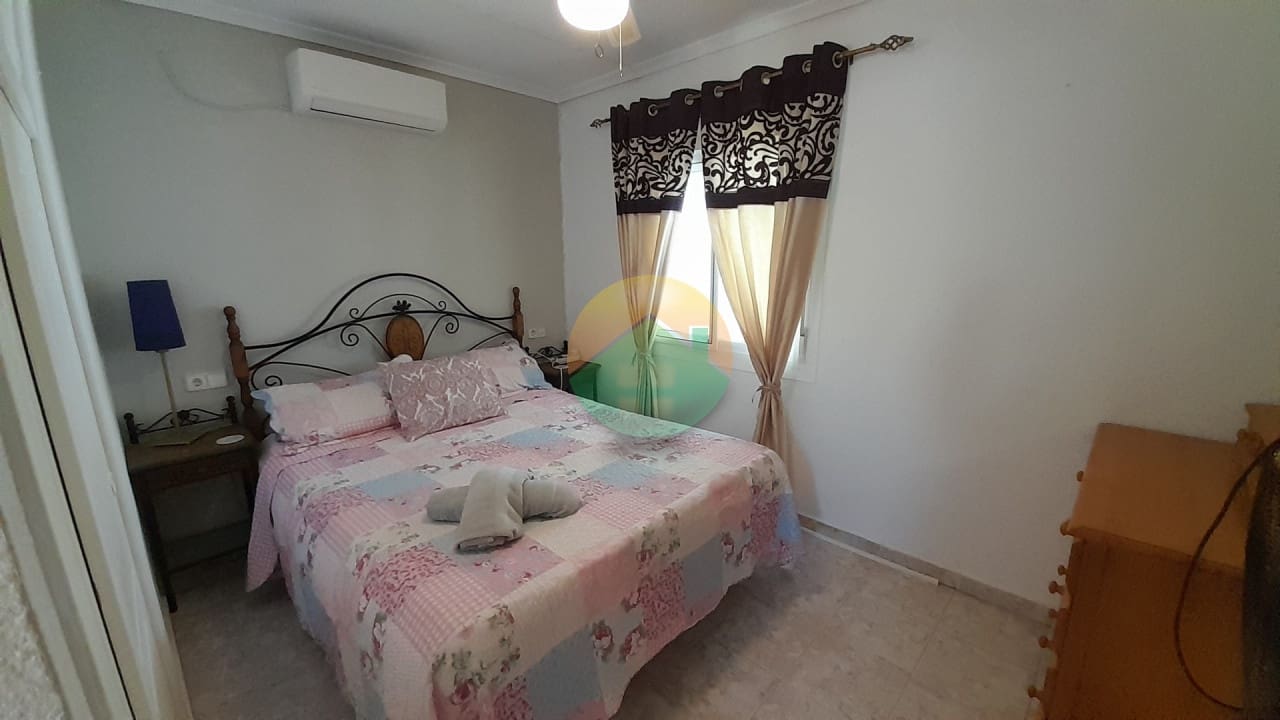 3 Zimmer Villa zu verkaufen in Camposol mit Pool - 199.500 € (Ref: 9733583)