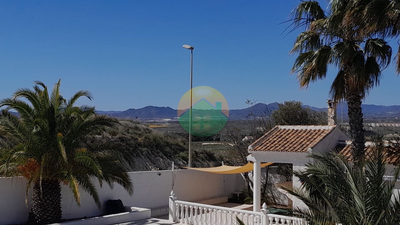 3 Zimmer Villa zu verkaufen in Camposol mit Pool - 199.500 € (Ref: 9733583)