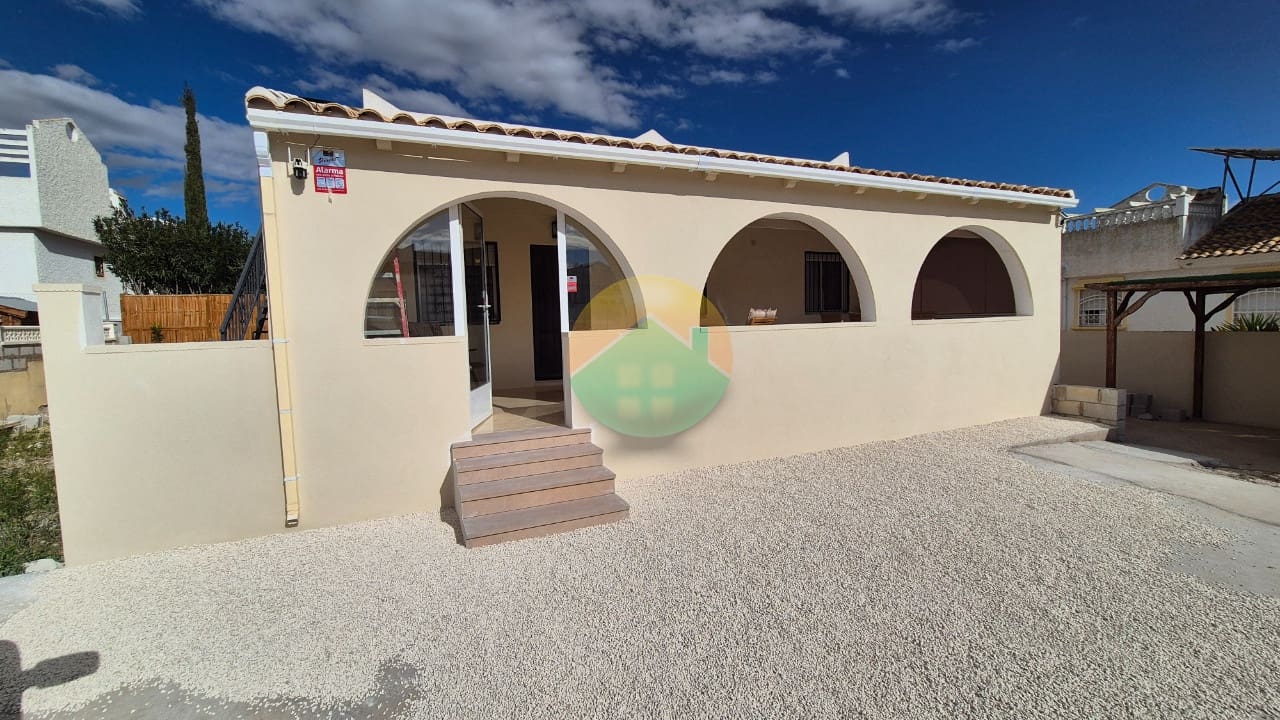 2 sovrum Villa till salu i Camposol med garage - 159 995 € (Ref: 9750859)