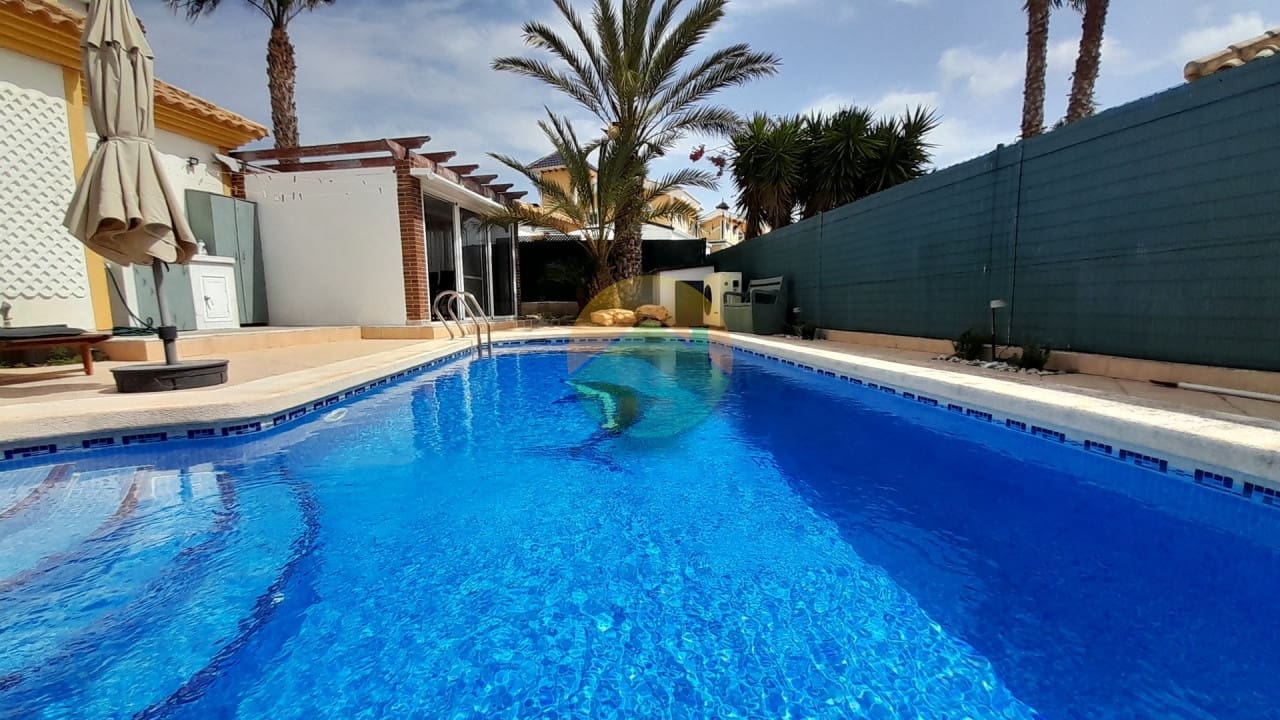 2 soverom Villa til salgs i Mazarron med svømmebasseng garasje - € 255 000 (Ref: 9759384)