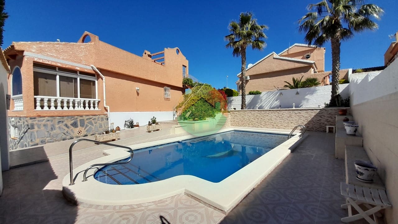 2 quarto Moradia para venda em Camposol com piscina garagem - 245 995 € (Ref: 9777082)