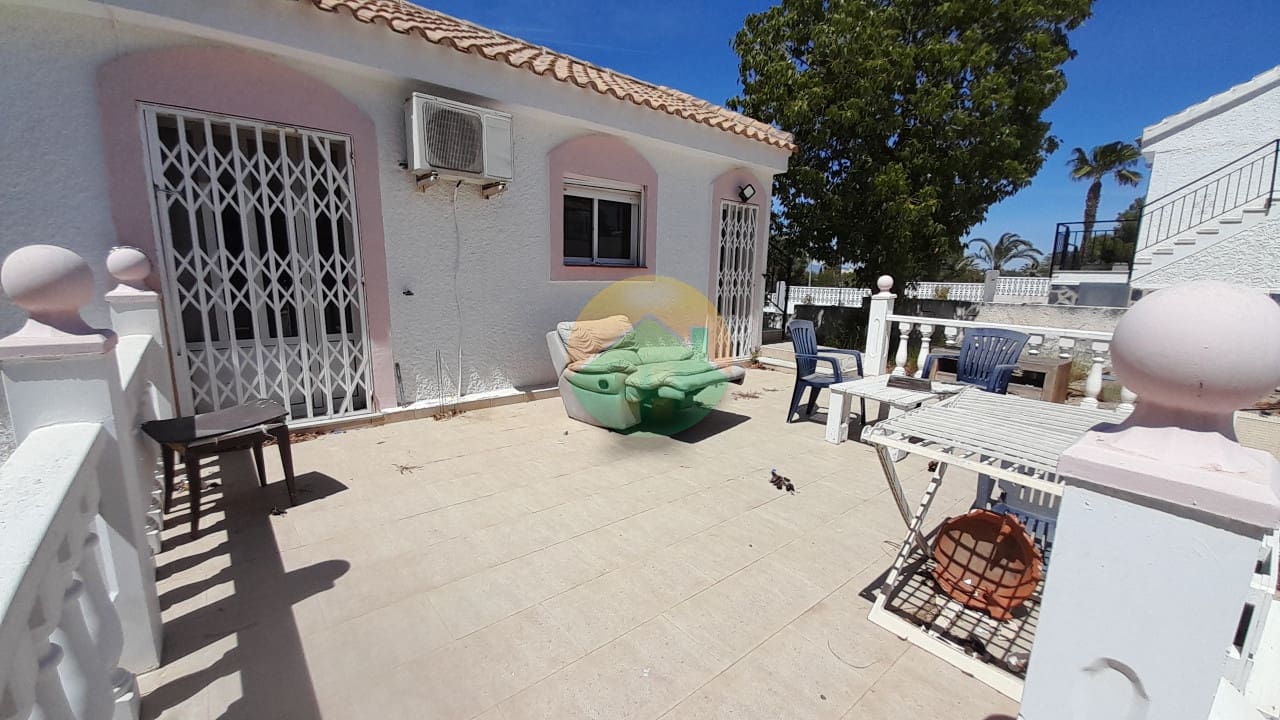 2 soveværelse Villa til salg i Camposol med swimmingpool garage - € 225.000 (Ref: 9787658)