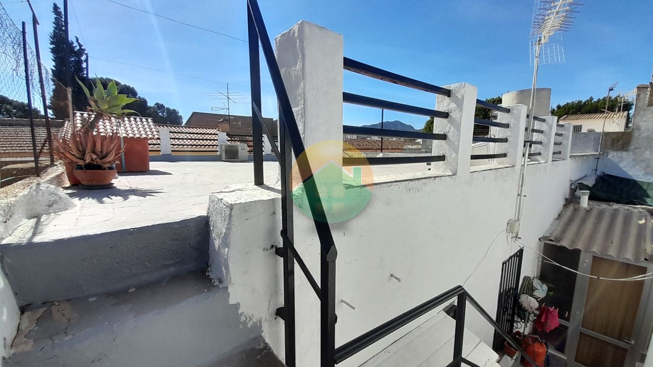 4 Zimmer Reihenhaus zu verkaufen in La Pinilla mit Garage - 98.000 € (Ref: 9789740)