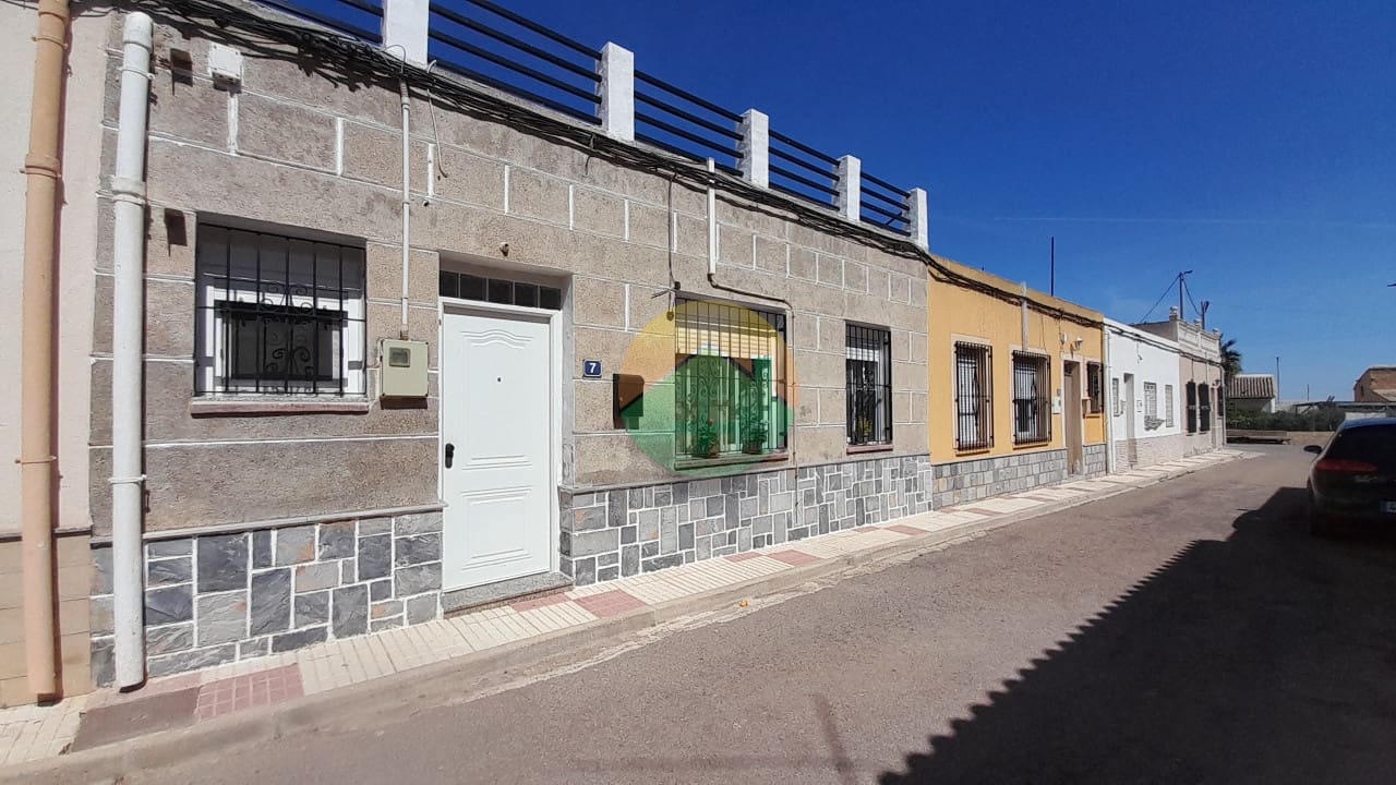 4 Zimmer Reihenhaus zu verkaufen in La Pinilla mit Garage - 98.000 € (Ref: 9789740)