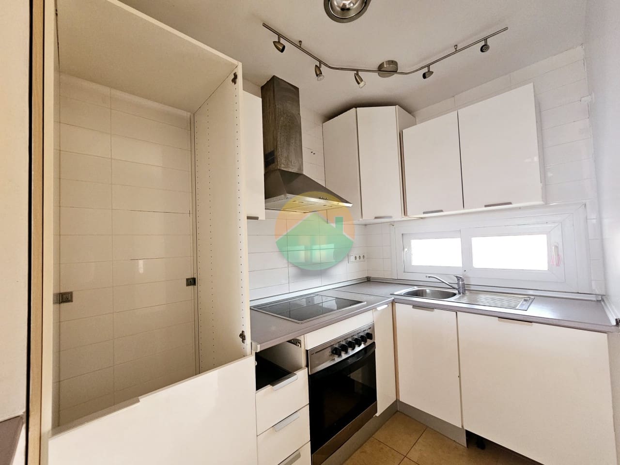 2 bedroom Apartment for sale in Condado de Alhama with pool garage - € 114,995 (Ref: 9834534)