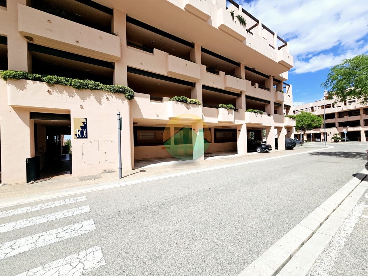 2 bedroom Apartment for sale in Condado de Alhama with pool garage - € 114,995 (Ref: 9834534)